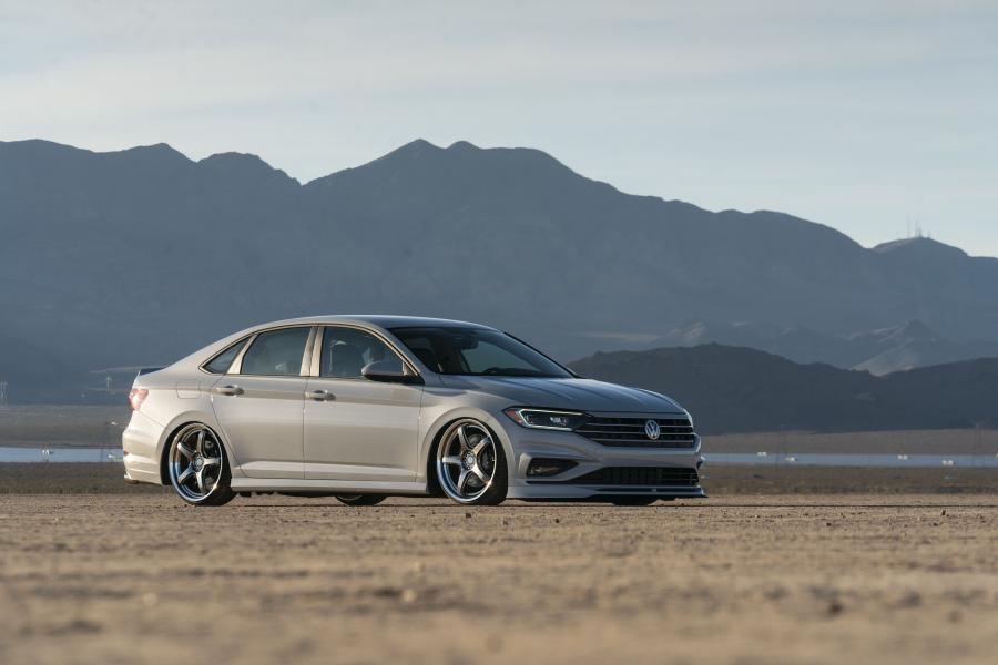  Volkswagen Jetta S by Jamie Orr 2018 года  (фото 1 из 22)